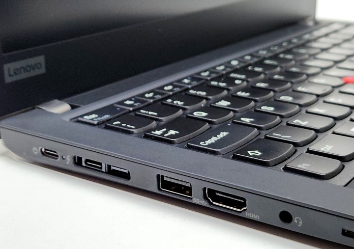 Laptop Lenovo ThinkPad T14 Gen 2 - realne zdjęcie produktu